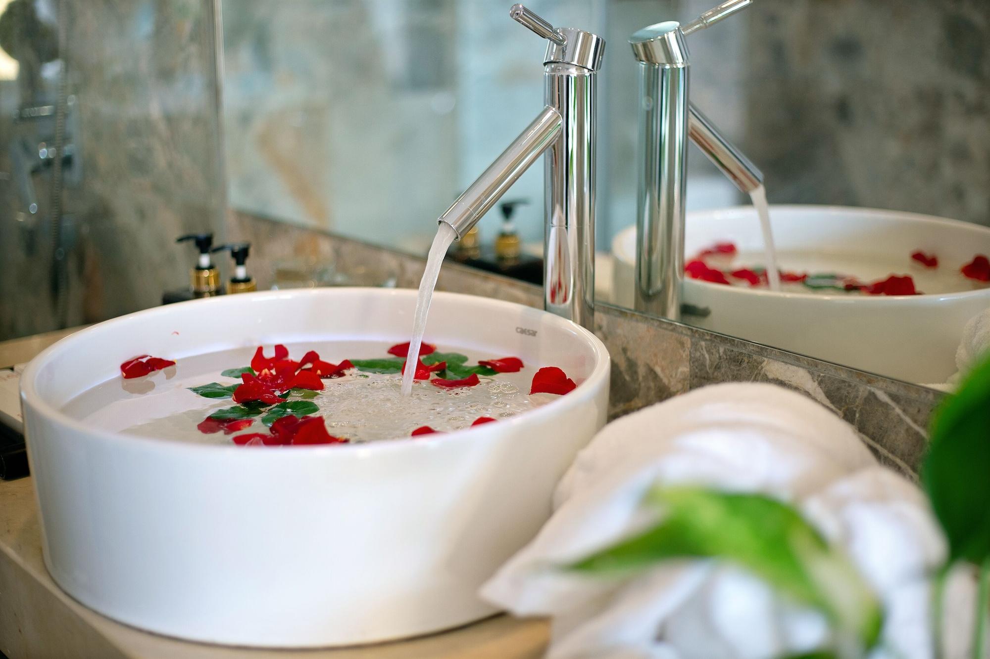Hoi An Aurora Riverside Hotel And Spa מראה חיצוני תמונה